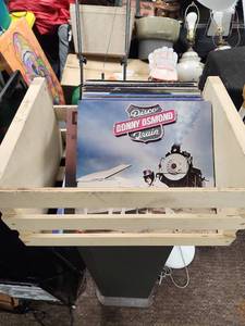 lot 2399 image: Osmond Family Vinyl LP Record Collection