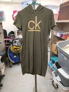 lot 2490 image: Calvin Klein CK Logo Hooded T-Shirt Dress Olive Green Size Medium