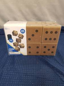 lot 2507 image: Jumbo Dice Set with Storage Bag