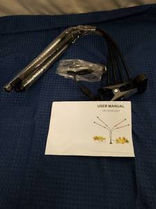 lot 2509 image: 4-Head LED Grow Light with Clamp and Flexible Gooseneck Arms