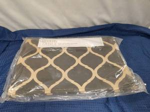 lot 2526 image: Modern Table Moroccan Trellis Placemats Set of 4