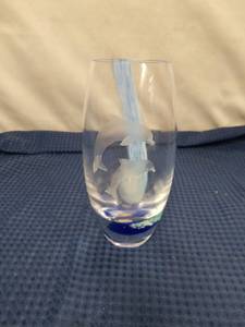 lot 2538 image: Lenox Dolphin Etched Crystal Tumbler Glass Made in Scotland