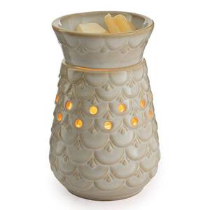 lot 2548 image: Scalloped Vase Midsized Illumination Small Fragrance Warmer by Candle Warmers Etc.