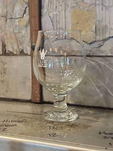lot 12574 image: Crane Brewing Raytown Missouri Stemmed Beer Glasses Set