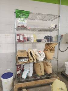 lot 12599 image: Wire Shelf and Harris Food Grade Diatomaceous Earth 4 lb with Brewing &amp Fermentation Supplies