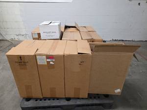lot 12607 image: 6-Pak Can Handles Bulk Lot