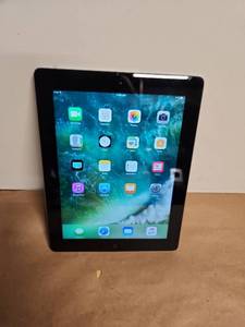 lot 43 image: Apple iPad 3rd Generation 32GB Wi-Fi Black MD511LLA