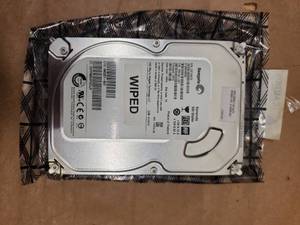 lot 51 image: Seagate Barracuda 500GB 3.5 SATA Internal Hard Drive ST500DM002