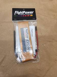 lot 57 image: FlightPower EVO30 Premium 3200mAh 2S 7.4V LiPo Battery Pack