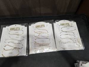 lot 1534 image: Bulk Lot of Assorted Gold and Silver Tone Anklets