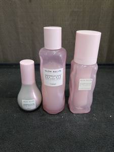 lot 1562 image: Glow Recipe Watermelon Glow 3-Piece Skincare Set