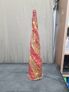 lot 1578 image: 24 Inch Lit Jute and Twig Cone Decoration