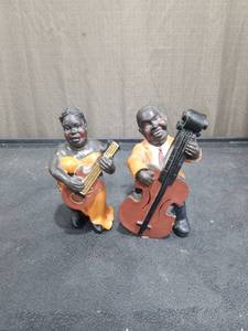 lot 1605 image: Jazz Musician Figurine Set �� Guitar and Double Bass Players