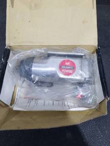 lot 1641 image: Performance Tool M562DB 38-Inch Drive Butterfly Impact Wrench  Working Torque 20-75ftlbs   Black