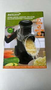 lot 209 image: Brentwood Rotary Grater Shredder and Slicer