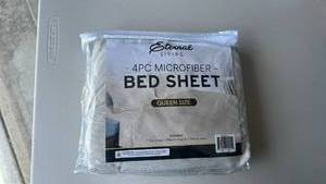 lot 212 image: Bedsure Microfiber Bed Sheet Set Queen Size