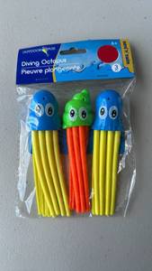 lot 217 image: Diving Octopus Pool Toys Set of 3