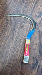 lot 604 image: Blue Grass Better Sickle BG284S