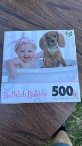 lot 627 image: Bathtub Babies 500 Piece Jigsaw Puzzle