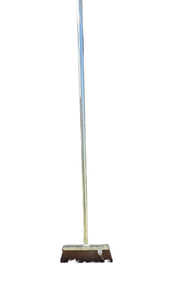 lot 644 image: Scraper with long handle