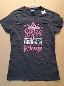 lot 46565 image: Sister of the Birthday Princess Graphic T-Shirt XS - Retail $10
