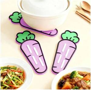 lot 46616 image: Silicone Pot Lid Holder & Mini Drying Mat �� Cute Carrot Shape, Grooved Design for Kitchen Counter Organization Non-Slip, Heat-Resistant, Easy to Clean(Set of 2)