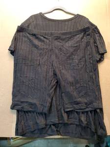 lot 46629 image: Black Striped Layered Hem Top and Shorts Ser 5XL - Retail $18