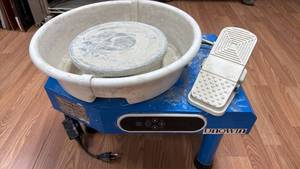 lot 1 image: UNQWIN Electric Pottery Wheel with Foot Pedal
