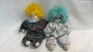 lot 6 image: Hand Painted Clown Dolls Set of 2 Made in Thailand