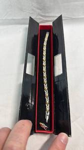 lot 25 image: Pur Life Ion Energy Bracelet - Two-Tone Silver and Gold Link