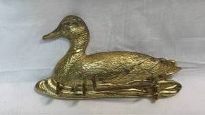 lot 31 image: Brass Mallard Duck Wall Key Holder with Hooks