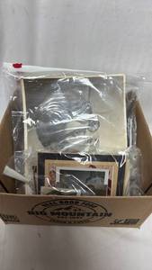 lot 34 image: Large Collection of Black and White and Color Photographs