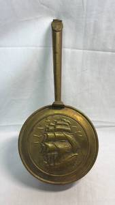 lot 64 image: Brass Sailing Ship Embossed Hinged Box with Handle