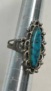 lot 83 image: Beautiful Silver-Tone and Turquoise Stone Marquise Ring