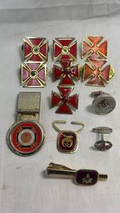 lot 111 image: Masonic & Fraternal Order Pins, Cufflinks, Tie Clip & Money Clip Collection