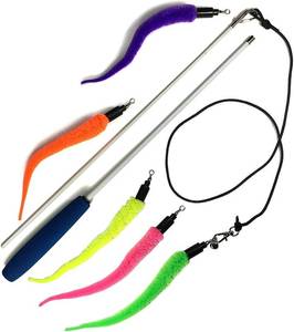lot 21726 image: PET FIT for Life 5 PIECE SQUIGGLY Worm Wand CAT Toy