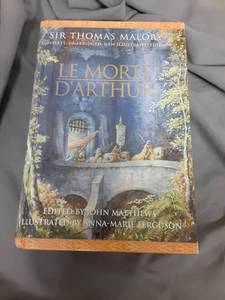 lot 273 image: Le Morte DArthur by Sir Thomas Malory - Complete Unabridged Illustrated Edition - Retail $20