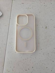 lot 497 image: iPhone 14 Pro Phone Case - Retail $0