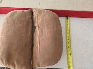 lot 506 image: Small Two Pack Textured Brown Couch Pillows  - Retail $0