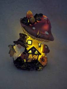 lot 1306 image: Fall Harvest Gnome Mushroom House LED Figurine - 4 in