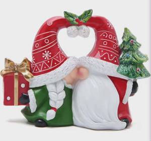 lot 1318 image: Christmas Gnome Couple Heart Figurine - 3 in