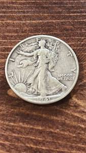 lot 60553 image: 1945 Walking Liberty Silver Half Dollar