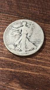lot 60592 image: 1943 Walking Liberty Silver Half Dollar
