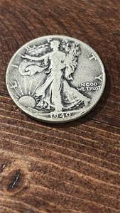 lot 60597 image: 1940 Walking Liberty Silver Half Dollar