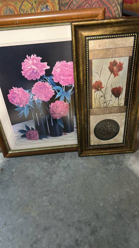 lot 817 image: Framed Floral Wall Art Collection