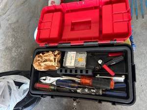 lot 226 image: Tool Box Set with Assorted Hand Tools