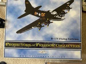 lot 264 image: Heritage Mint B-17F Flying Fortress Protectors of Freedom Collection