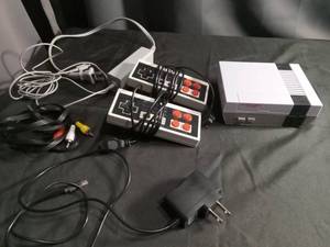 Nintendo NES Entertainment System Console with Controllers and Cables
