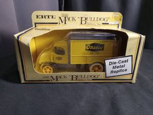 lot 50340 image: ERTL 1926 Mack Bulldog Otasco Delivery Van Die-Cast Coin Bank 138 Scale
