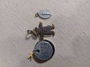 lot 50353 image: Religious and Keepsake Pendant Charm Lot